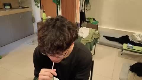 Green online show from March 19, 5:46 am