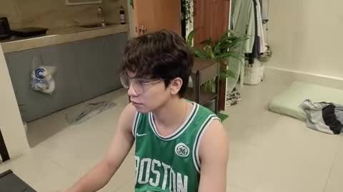 Green online show from December 13, 8:04 pm