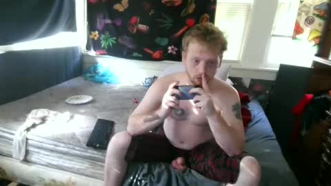 fuzzyfox online show from September 16, 9:51 pm