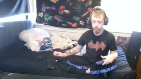 fuzzyfox online show from September 19, 4:54 pm