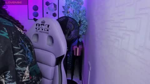 Theia  online show from October 8, 1:06 pm