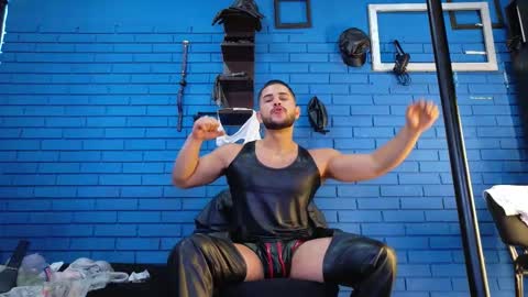 Ian Deniel online show from March 23, 9:31 pm