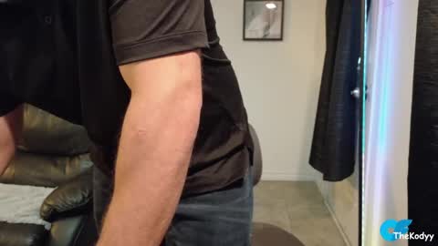 thekodyy online show from April 14, 6:55 pm