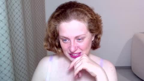 Ella online show from November 5, 4:53 pm