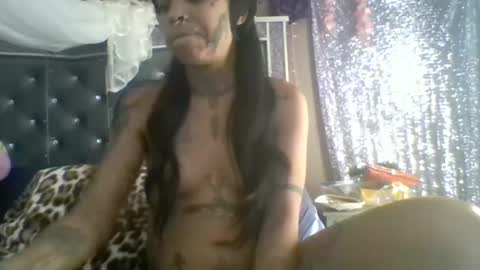 Snapshot of themoodywitch chatting on January 21, 7:06 pm the moody witch online show from January 21, 7:06 pm