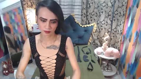 Snapshot of thenchantressduo69 chatting on March 8, 6:26 pm Anne online show from March 8, 6:26 pm