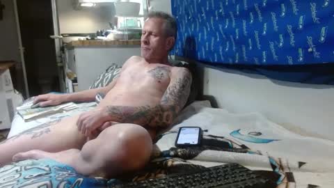 theoneyouwanttwofuck online show from February 17, 2:31 am