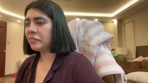 therealcamilabaddie online show from February 18, 12:27 pm