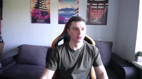 Nick   online show from May 3, 1:50 pm