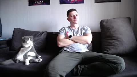 Nick   online show from April 7, 3:47 pm