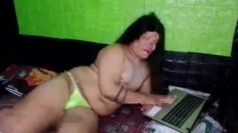 chubbysweetsexybitch online show from January 4, 7:02 pm