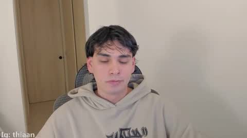 thiaan__ online show from November 20, 3:27 am