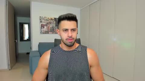 thiago_driussi online show from March 4, 3:11 am
