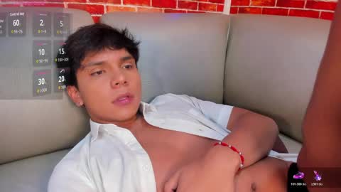 thiago online show from April 7, 1:02 pm