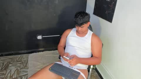 thiago_vibes212 online show from February 22, 10:45 pm