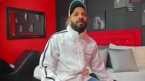 Thia Gomez online show from March 4, 12:22 pm