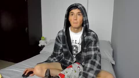 Thiago Wells online show from October 14, 7:39 pm