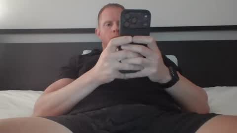 thickkredd8 online show from January 18, 12:19 am