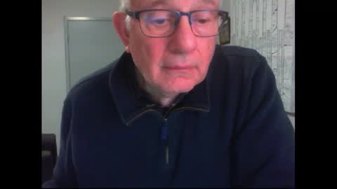 Snapshot of thickmelnik chatting on October 25, 12:49 pm James online show from October 25, 12:49 pm