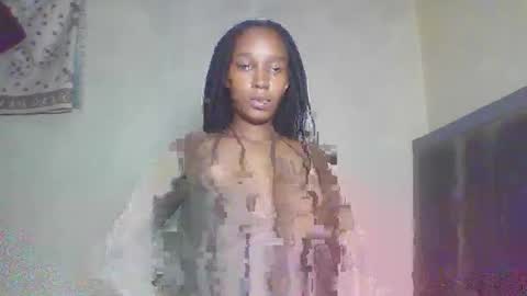 thickymamii online show from May 16, 8:18 pm