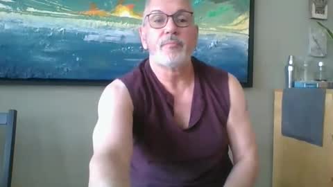 thierrypapineau online show from April 22, 8:27 pm