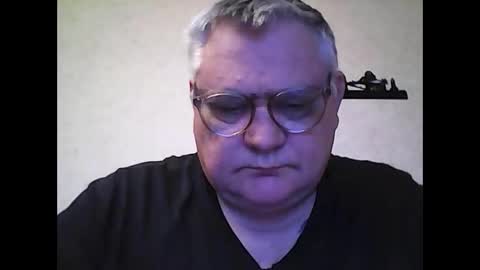 Thierrysymp online show from February 3, 5:17 pm