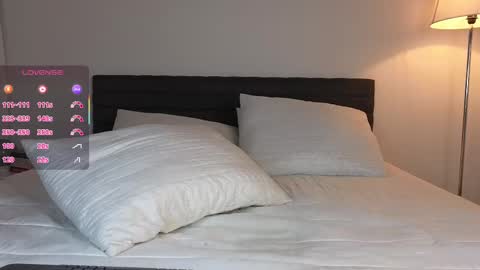 TIFFANY  online show from October 27, 4:01 am