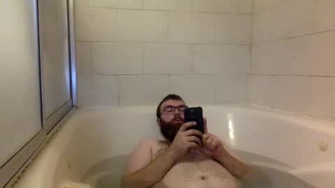 Snapshot of thomas9750 chatting on October 26, 9:58 pm thomas9750 online show from October 26, 9:58 pm