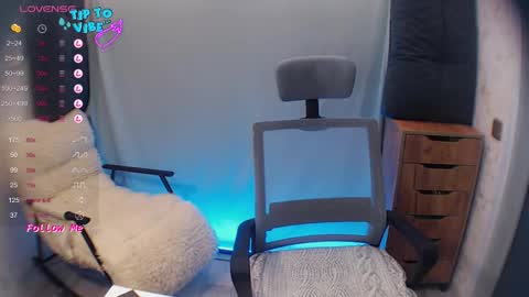 Snapshot of thomas_blackfield chatting on September 22, 8:57 pm Thomas online show from September 22, 8:57 pm