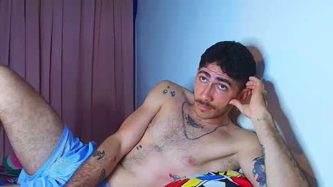 thomas_ks11 online show from February 26, 11:11 am