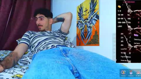 thomas_ks11 online show from October 19, 4:17 am