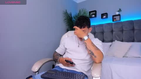 Thomas online show from February 16, 1:42 pm