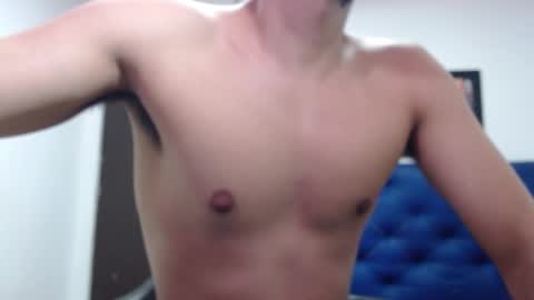 Snapshot of thomas_neuman chatting on January 19, 4:46 pm Thomas online show from January 19, 4:46 pm