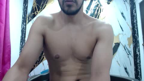 Snapshot of thomas_neuman chatting on September 21, 8:35 pm Thomas online show from September 21, 8:35 pm