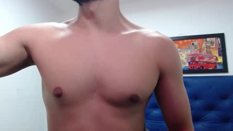 Snapshot of thomas_neuman chatting on February 15, 3:06 pm Thomas online show from February 15, 3:06 pm