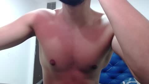 Snapshot of thomas_neuman chatting on February 23, 5:29 pm Thomas online show from February 23, 5:29 pm