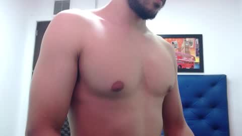 Snapshot of thomas_neuman chatting on January 24, 8:53 pm Thomas online show from January 24, 8:53 pm