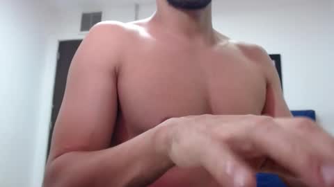 Snapshot of thomas_neuman chatting on February 8, 8:21 pm Thomas online show from February 8, 8:21 pm