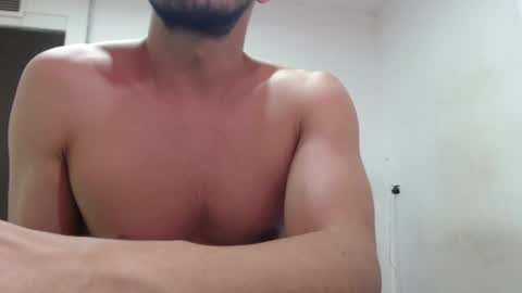 Snapshot of thomas_neuman chatting on January 7, 7:59 pm Thomas online show from January 7, 7:59 pm