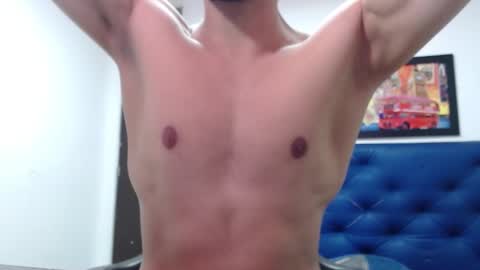 Snapshot of thomas_neuman chatting on February 9, 6:16 pm Thomas online show from February 9, 6:16 pm