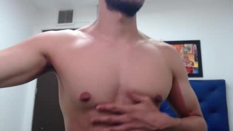 Snapshot of thomas_neuman chatting on February 27, 7:47 pm Thomas online show from February 27, 7:47 pm