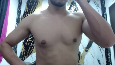 Snapshot of thomas_neuman chatting on October 11, 8:34 pm Thomas online show from October 11, 8:34 pm