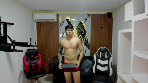 thomson_hot01 online show from April 10, 6:30 am