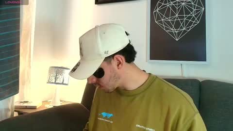 thomylov online show from January 12, 10:06 pm