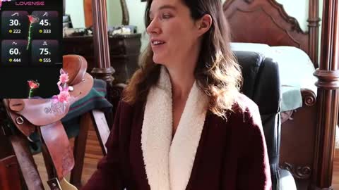 ThornburyRose online show from February 17, 8:27 pm