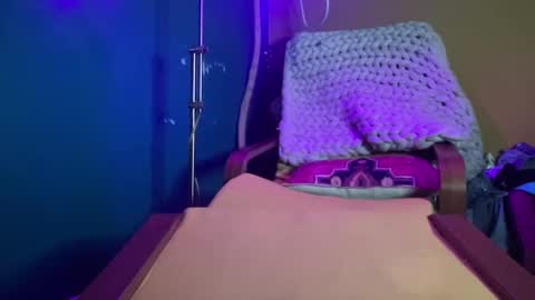 throat goat online show from December 17, 1:50 am