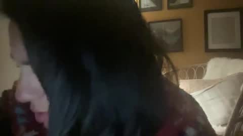 throat goat online show from December 10, 4:02 am