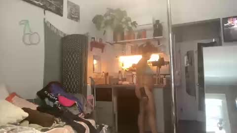 throatyygoat online show from October 15, 9:15 pm