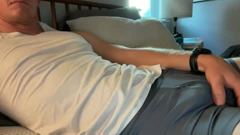 Throbbinhood online show from October 25, 3:12 pm