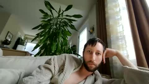 throwawayafteruse20202 online show from May 18, 12:44 pm